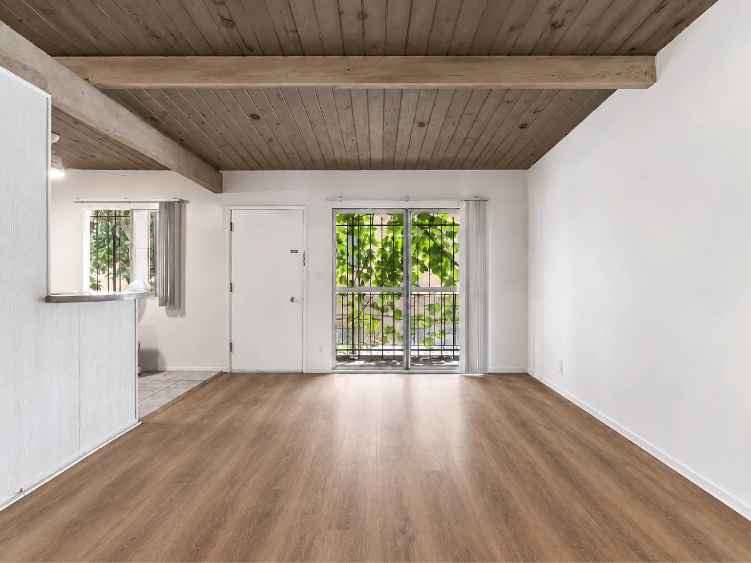 1 bed, 600 sqft, $1,700 — Photo 1