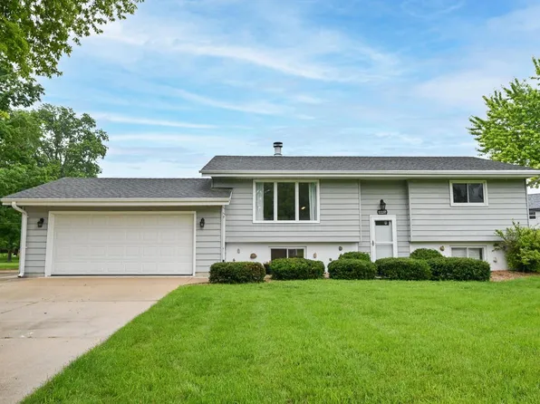 12237 W Larkspur ROAD, Franklin, WI 53132