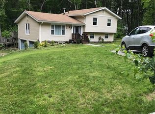 8 Marvel Trl, Richmond, RI 02892