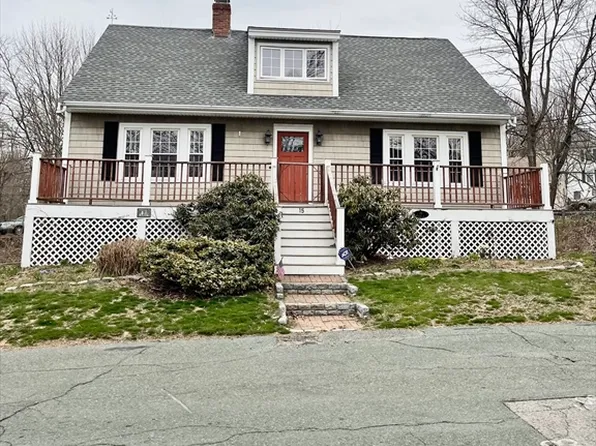 15 Cressy St, Beverly, MA 01915