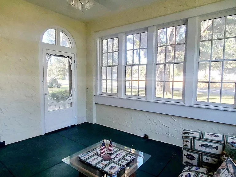 704 N Jefferson St — Photo 19