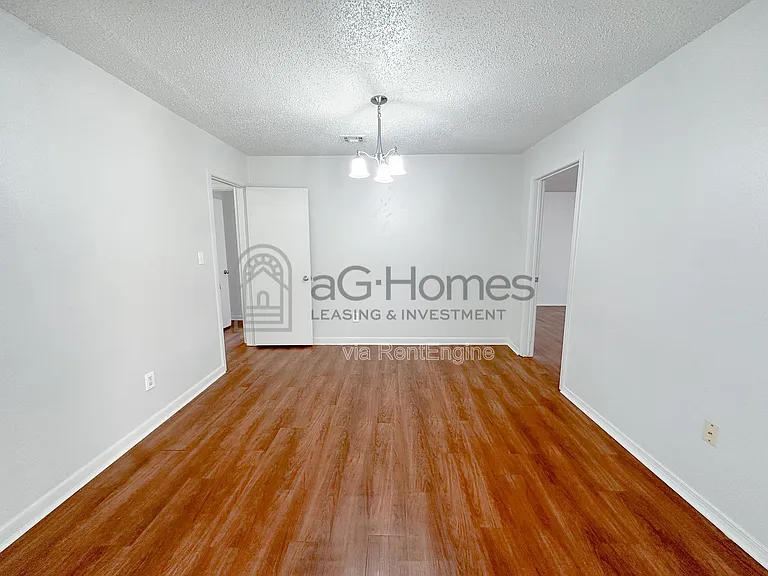 3032 NW 70th St — Photo 10