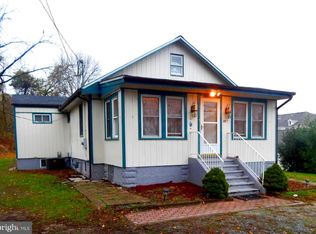 85 Hickstown Rd, Clementon, NJ 08021