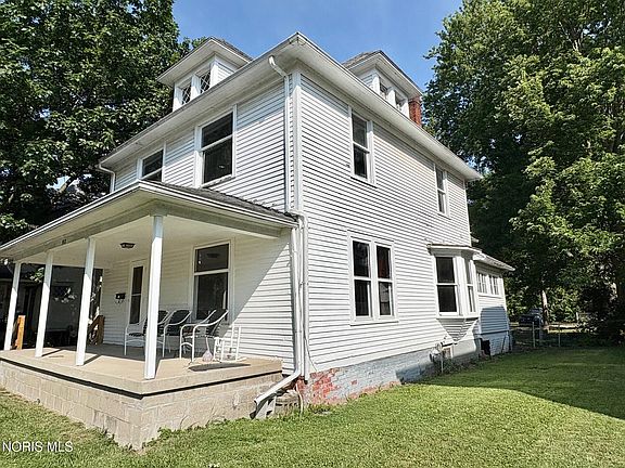 4th image of 512 W Washington St