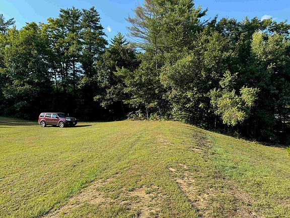 3rd image of 200 Walker Road