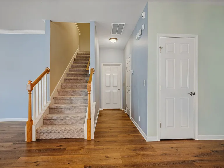 247 Harbor Village Dr — Photo 6