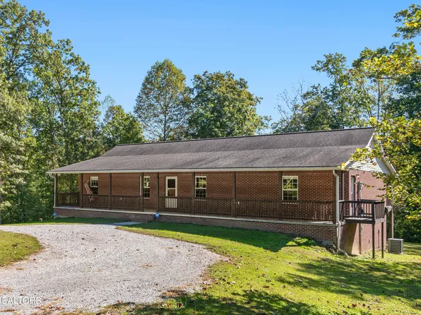 207 Little White Oak Rd, Duff, TN 37729