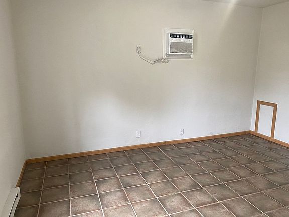 3rd image of 222 Patterson St #4