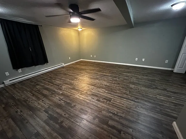 491 Short St — Photo 28