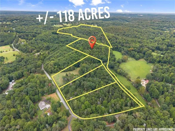 7099 George Barnes Rd, Murrayville, GA 30564