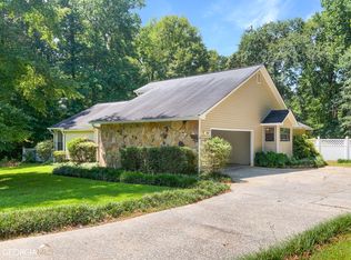 175 Smokemont Dr, Fayetteville, GA