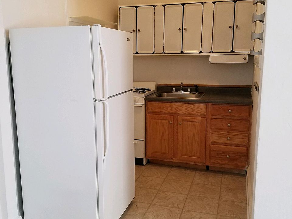 typical one bedroom kitchen