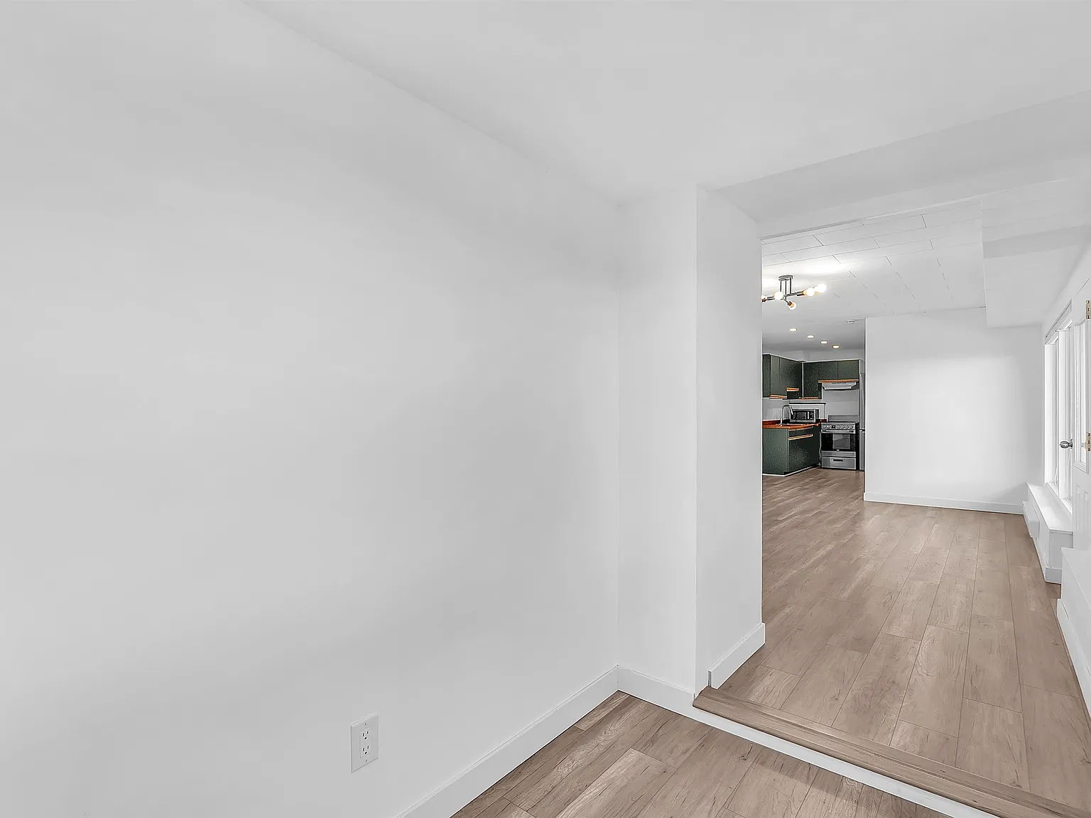 1 bed, 650 sqft, $2,250 — Photo 4
