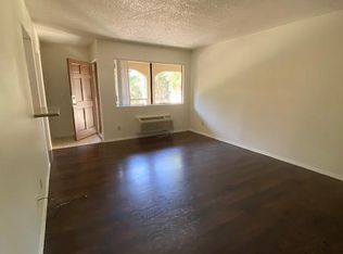 570 S Mollison Ave APT 14, El Cajon, CA 92020