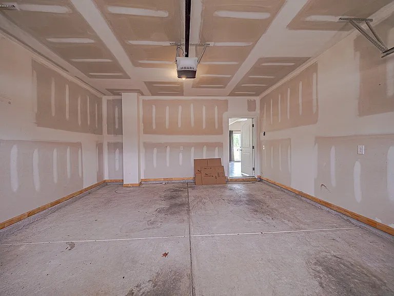 1545 Sawtooth Dr — Photo 22