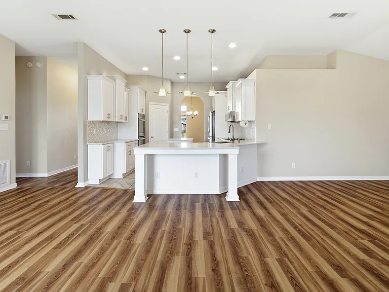 4759 Spears St — Photo 16
