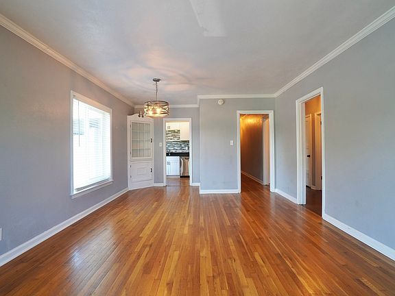 3rd image of 1507 Pease Rd APT 8