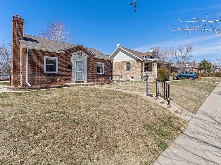 2675 Stuart St — Photo 3