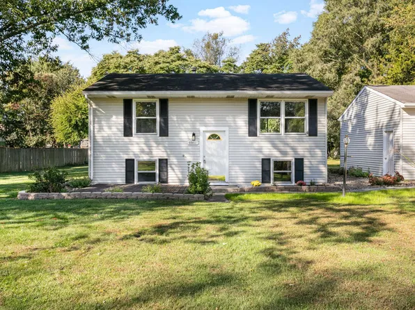 55411 Beech Rd, Osceola, IN 46561