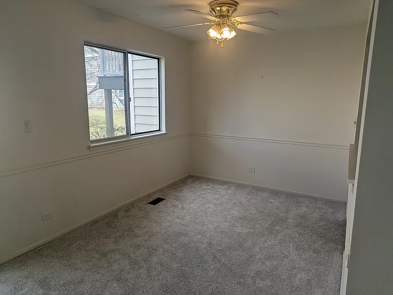 600 Eastview Ct #X1 — Photo 18