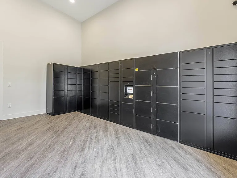 Tessa Barrow Crossing Townhomes — Photo 35