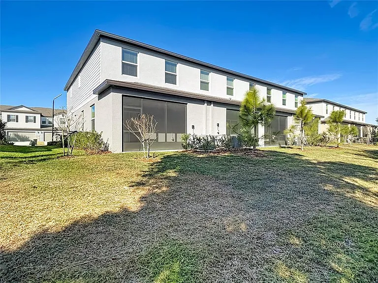 6170 Shiner St — Photo 32