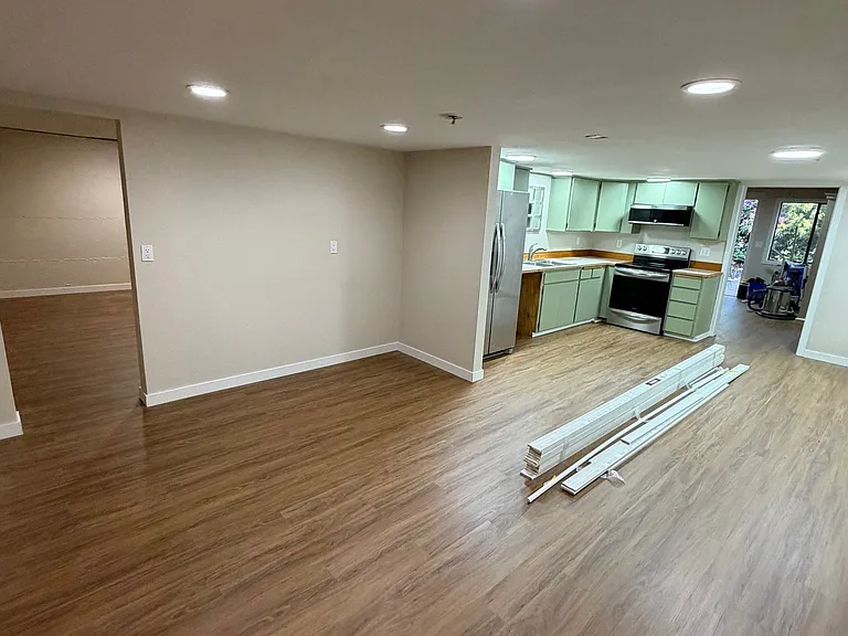 19227 40th Ave NW #BASEMENT — Photo 2