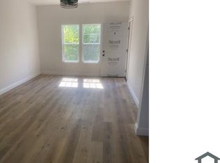 2130 W Chambers St #B, Milwaukee, WI 53206