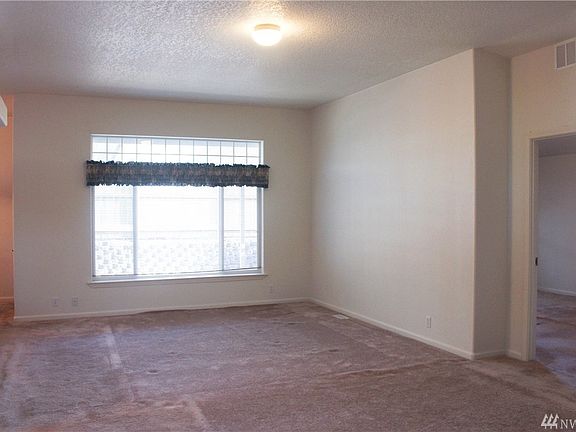 4th image of 2014 177th Street Ct E