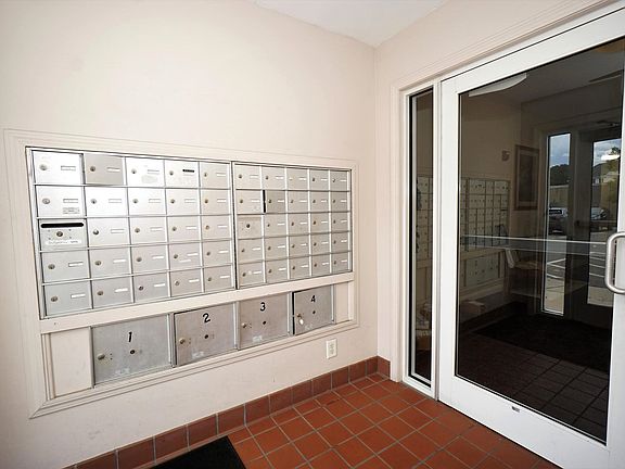 4th image of 18 Harbor Avenue #107