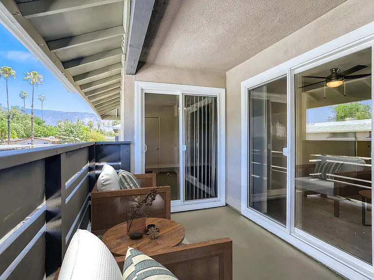 The Landing At Arrowhead Springs — Photo 9