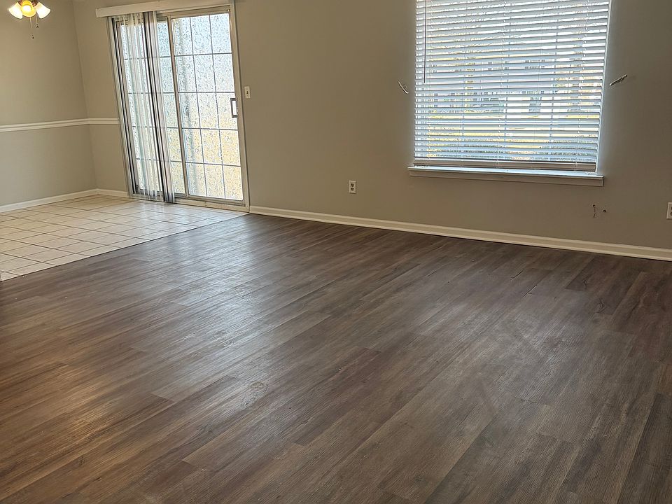 1st image of 13774 Oakbrook Dr #13774