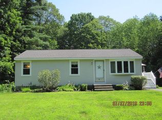 85 Hale Rd, Hubbardston, MA 01452