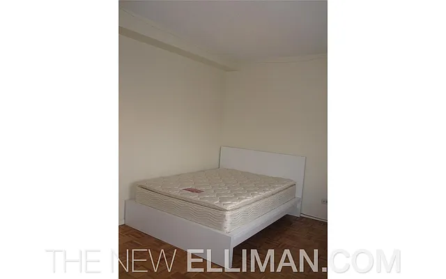 Rented by Douglas Elliman | media 24
