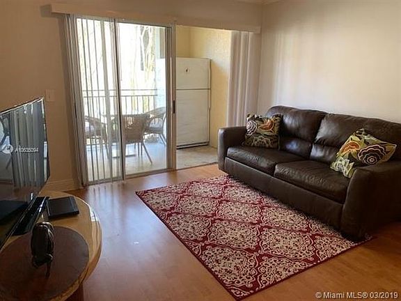 5th image of 2451 Centergate Dr APT 206