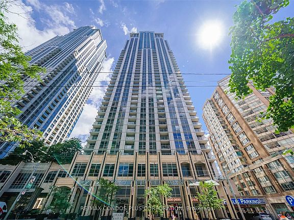 3rd image of 763 Bay St #3904