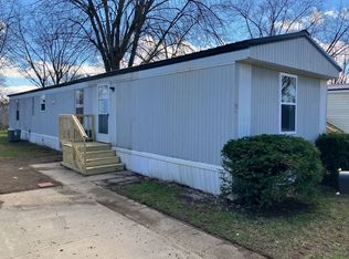 705 E 4th St #62, Rochester, IN 46975