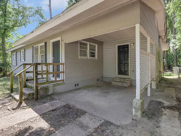 1621 Mayhew St — Photo 11