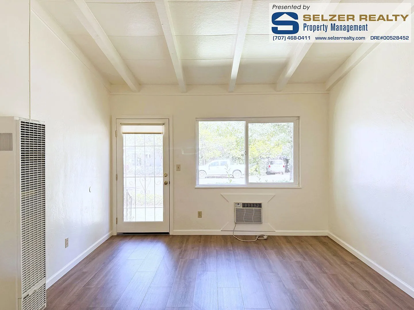 204 S. Hortense St. — Photo 2