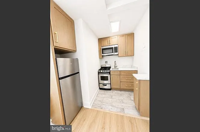 1121 Arlington Blvd #313 — Photo 12