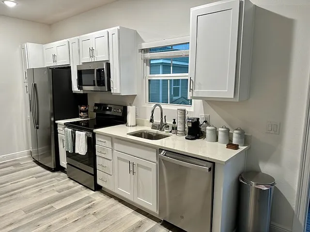 225 S D St #2