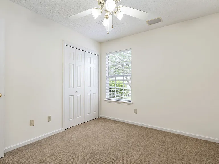 2445 Meadowlark Ln — Photo 25