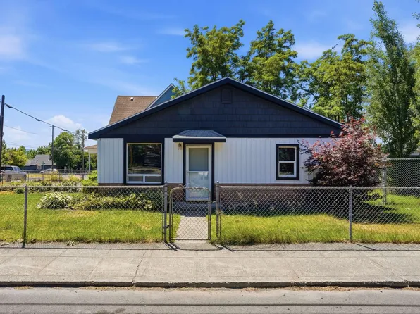 3017 N Standard St, Spokane, WA 99207