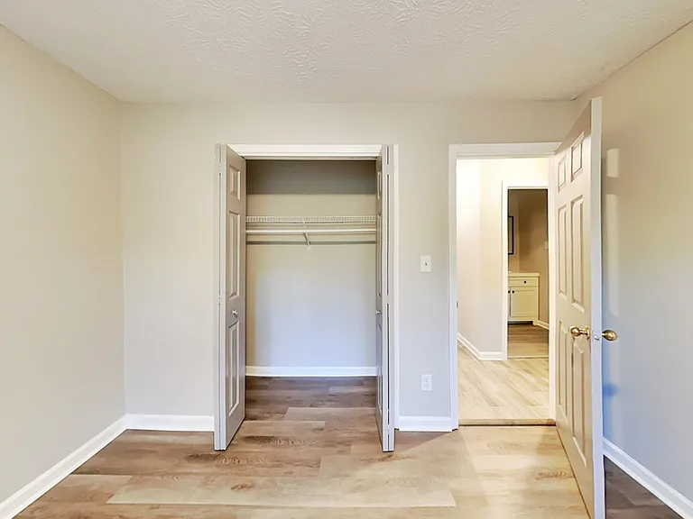 4790 Matterhorn Dr SW — Photo 12