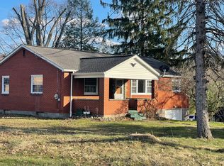 111 Byerly Dr #111, Jeannette, PA 15644