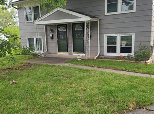 3800 Hillcrest Dr, Des Moines, IA 50310
