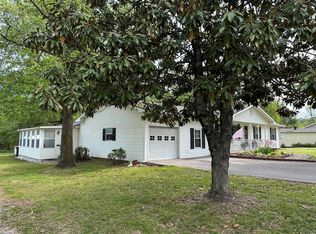 16843 Circle Hills Dr, Dexter, MO 63841