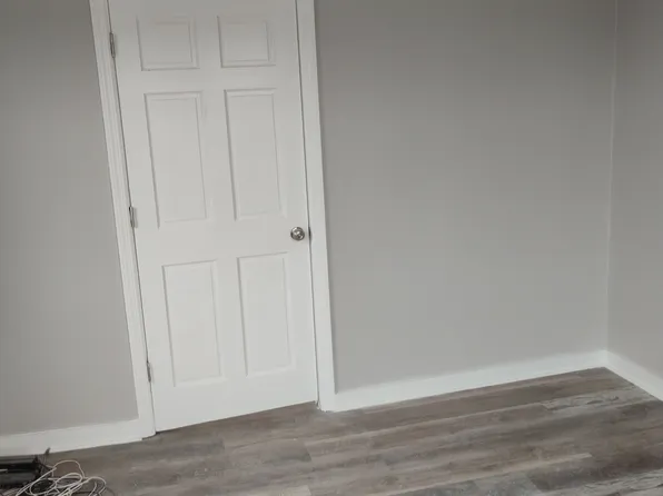 (undisclosed Address), Hempstead, NY 11550