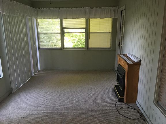 4th image of 105 Buckingham Dr