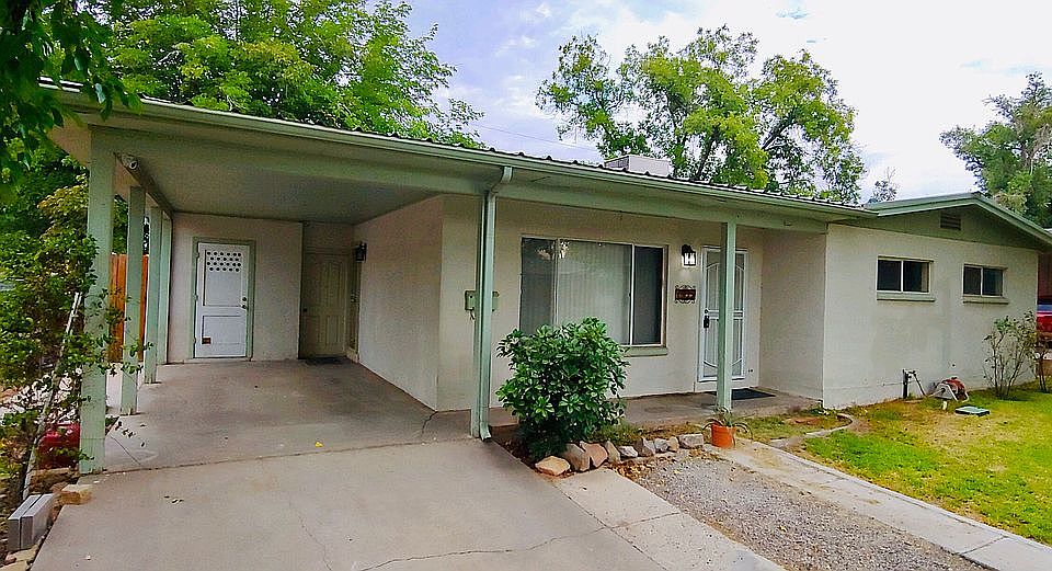 1st image of 1935 Corbett Dr
